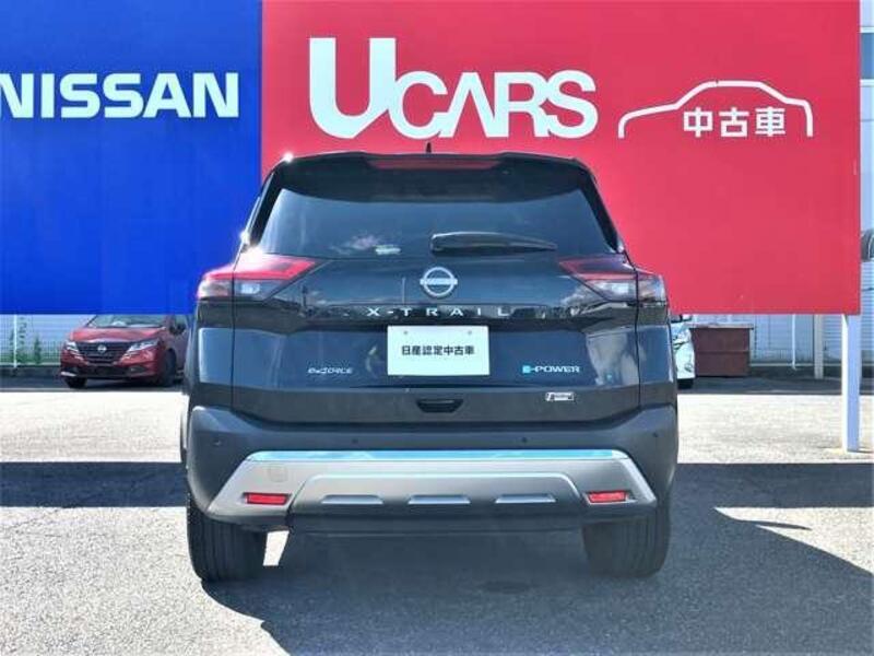 X-TRAIL