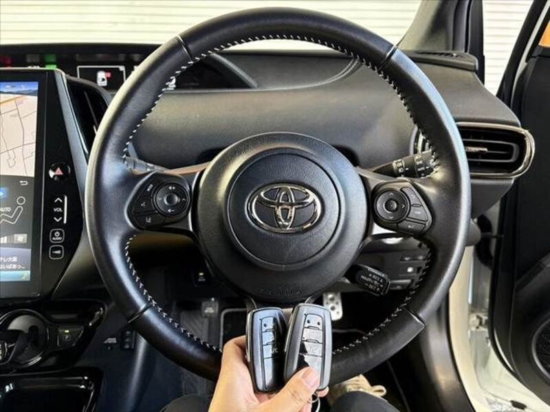 PRIUS PHV