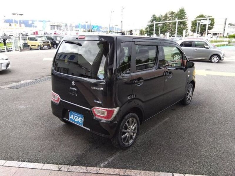 WAGON R