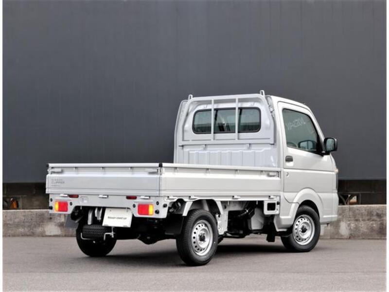 CLIPPER TRUCK