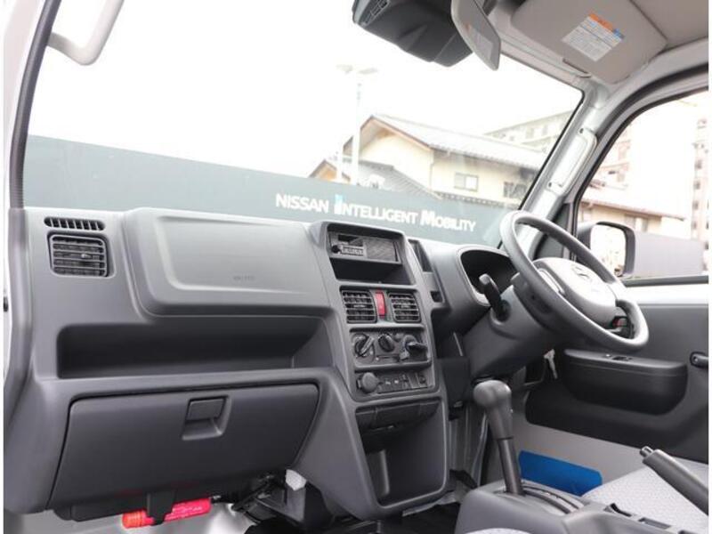 CLIPPER TRUCK