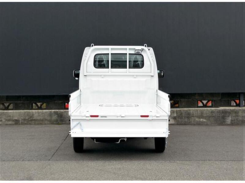 CLIPPER TRUCK