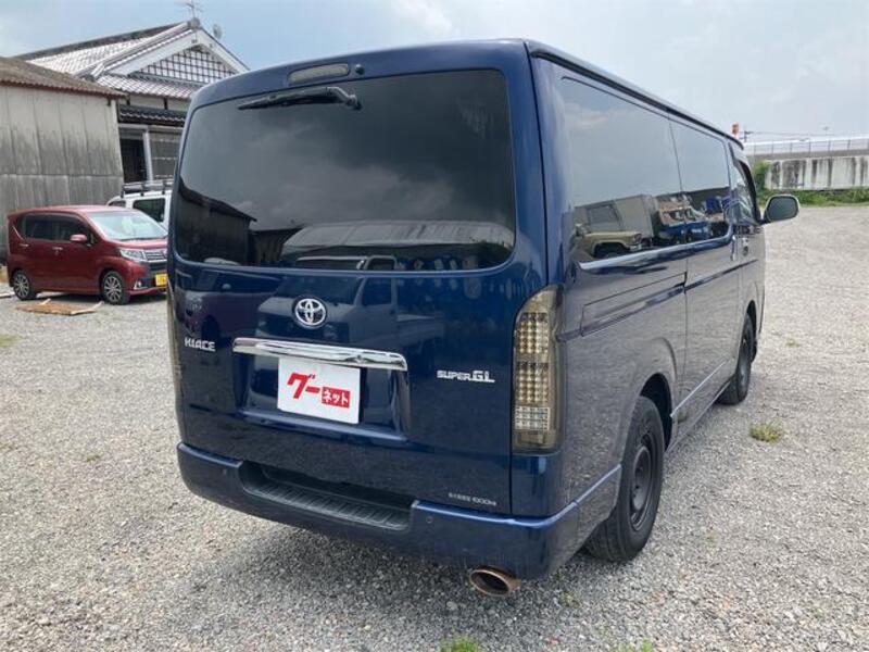HIACE VAN