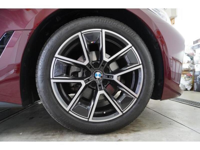 4 SERIES
