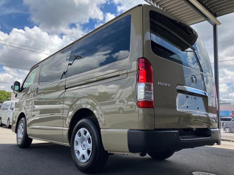 HIACE VAN