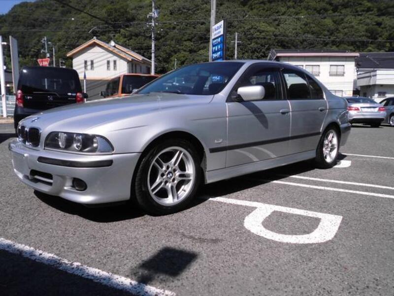 BMW 5 SERIES