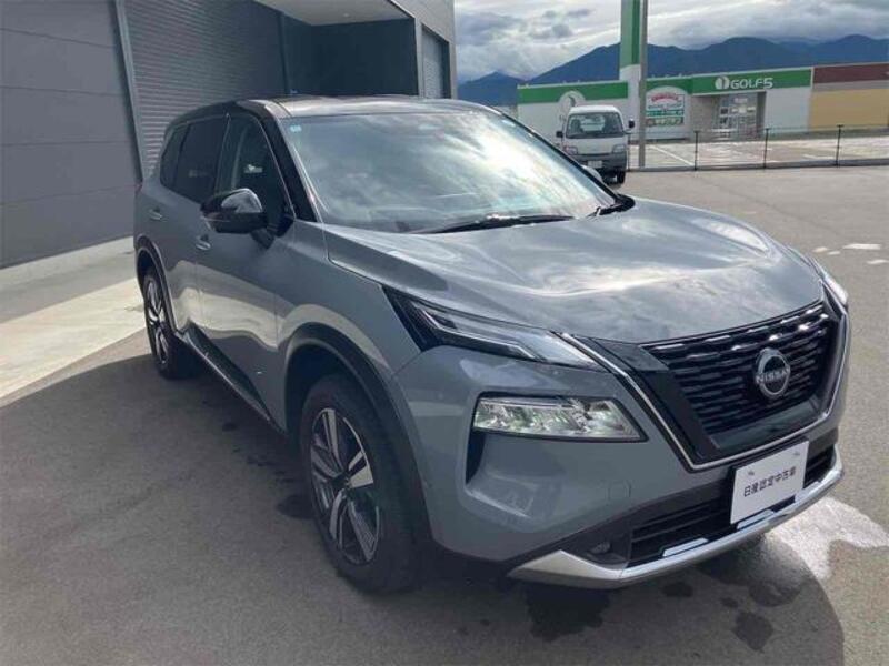 X-TRAIL