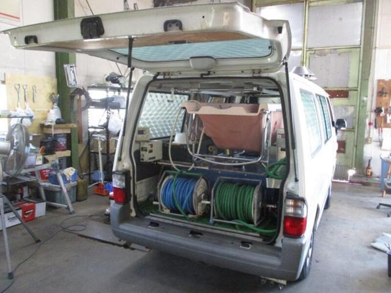 MAZDA BONGO VAN