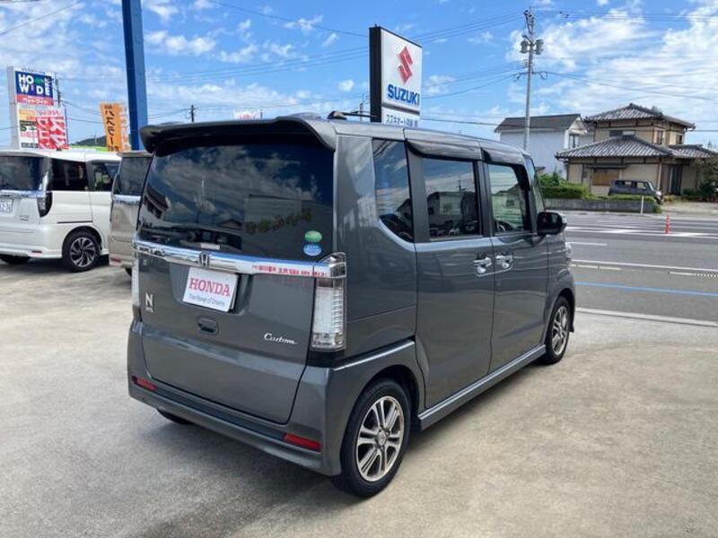 N BOX CUSTOM