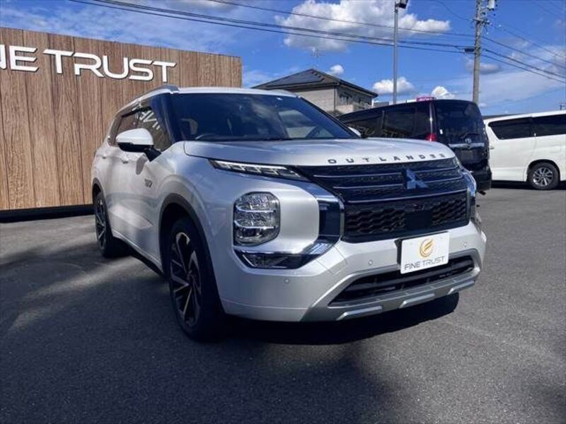 OUTLANDER PHEV