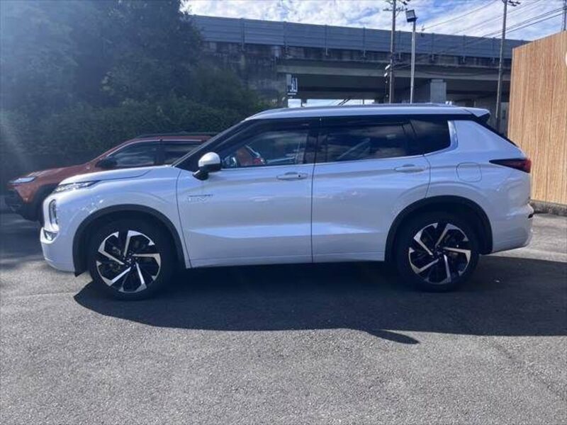 OUTLANDER PHEV