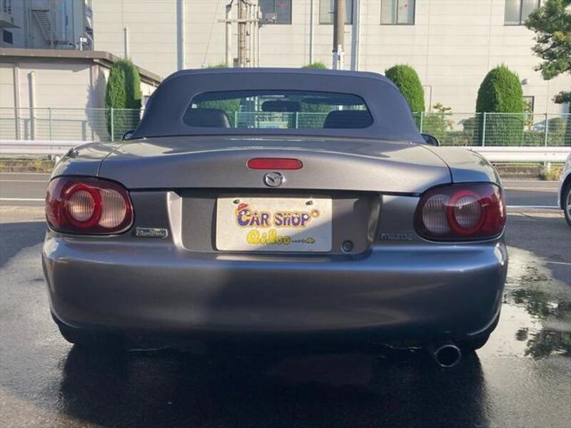 ROADSTER