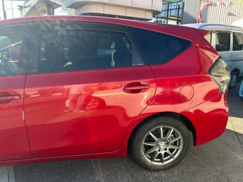 PRIUS ALPHA