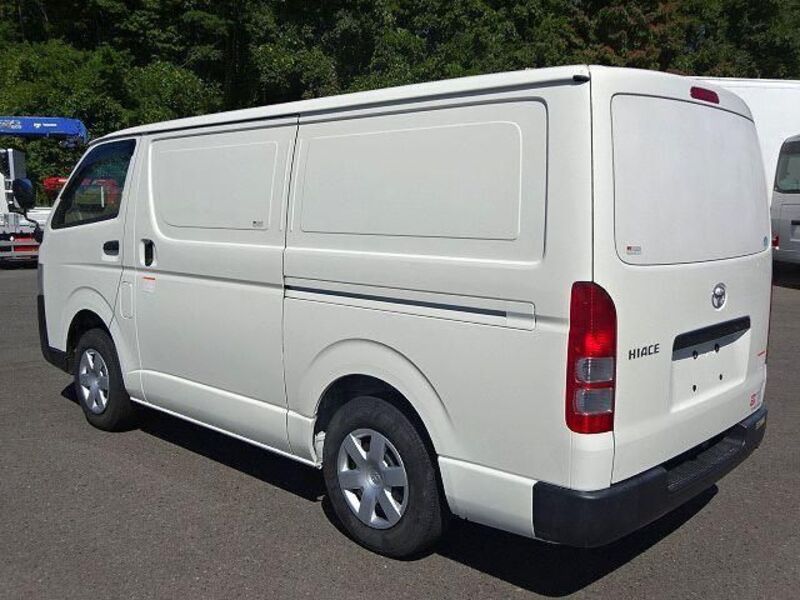 HIACE