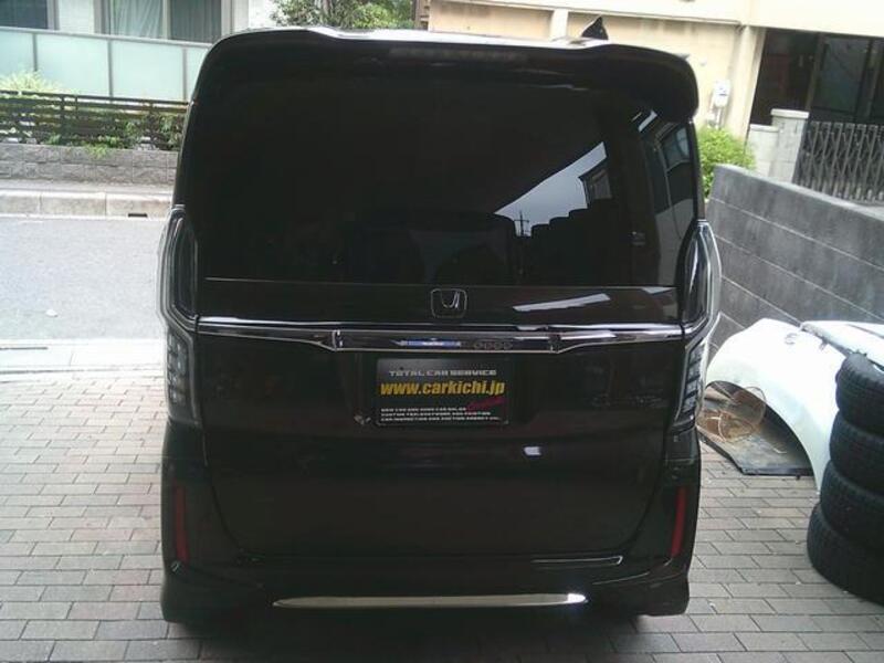 N BOX CUSTOM