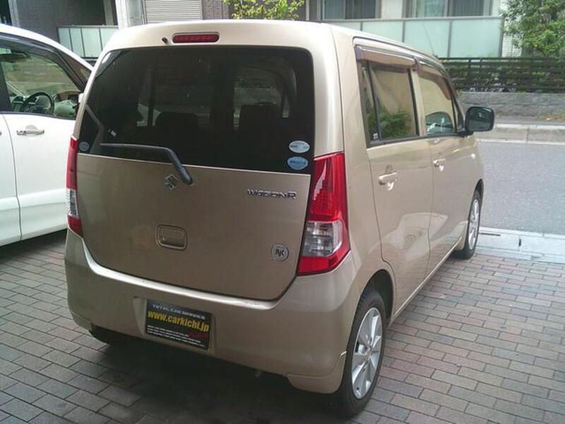 WAGON R