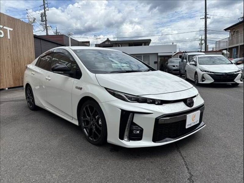 PRIUS PHV