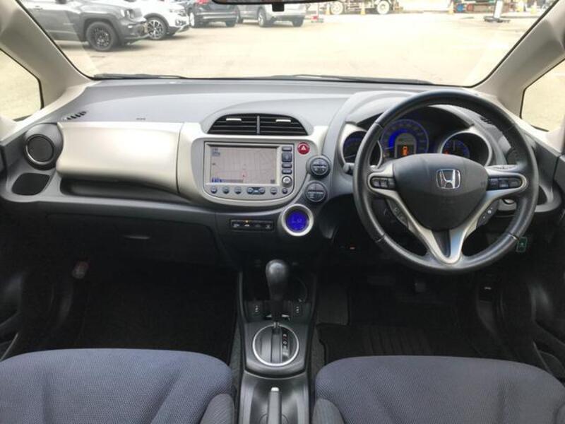FIT HYBRID