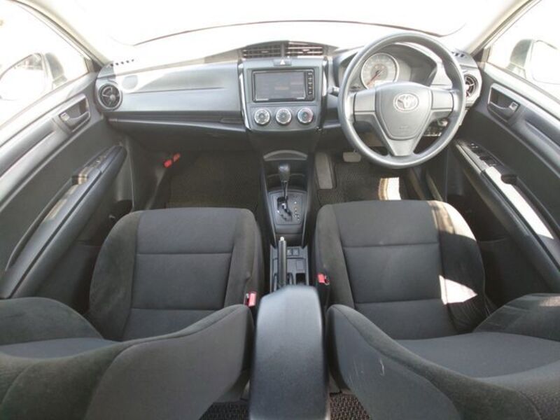 COROLLA AXIO