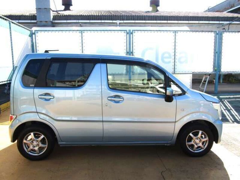 WAGON R