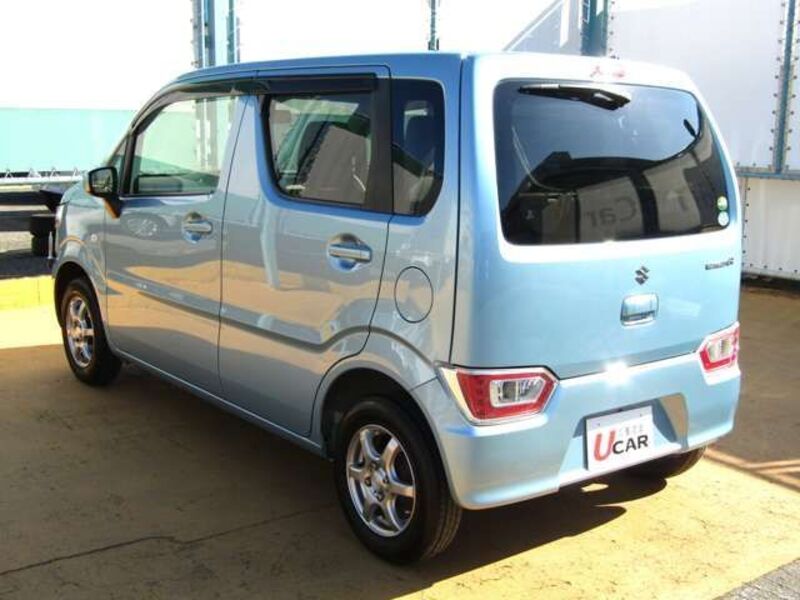 WAGON R