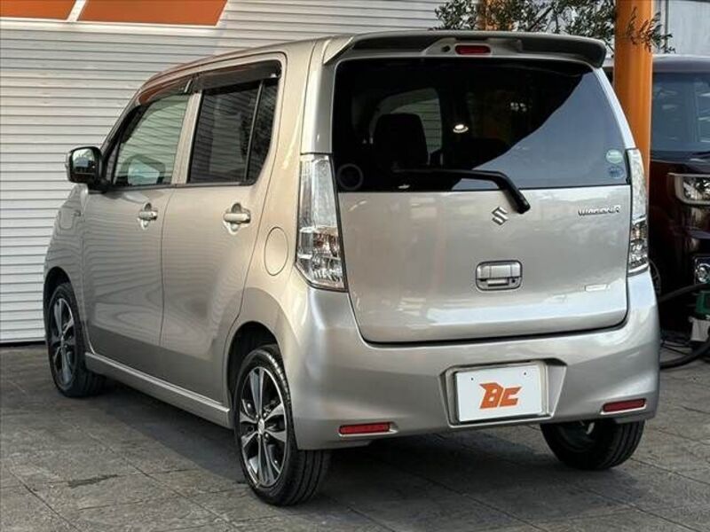 WAGON R