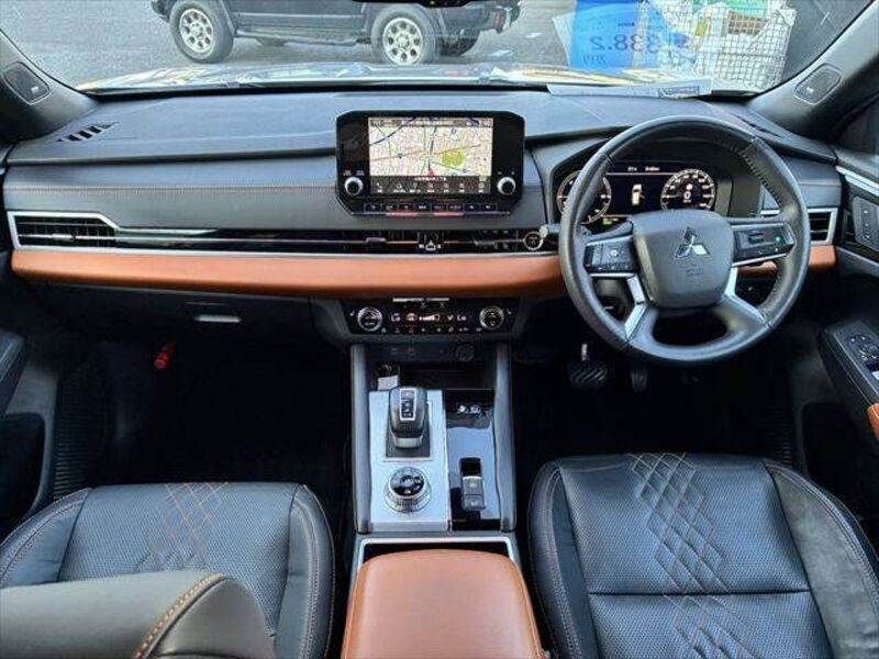 OUTLANDER PHEV