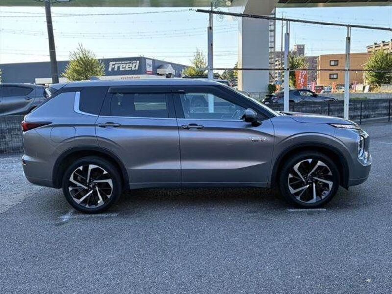 OUTLANDER PHEV