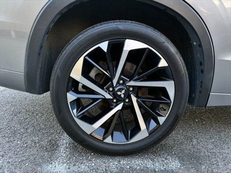 OUTLANDER PHEV