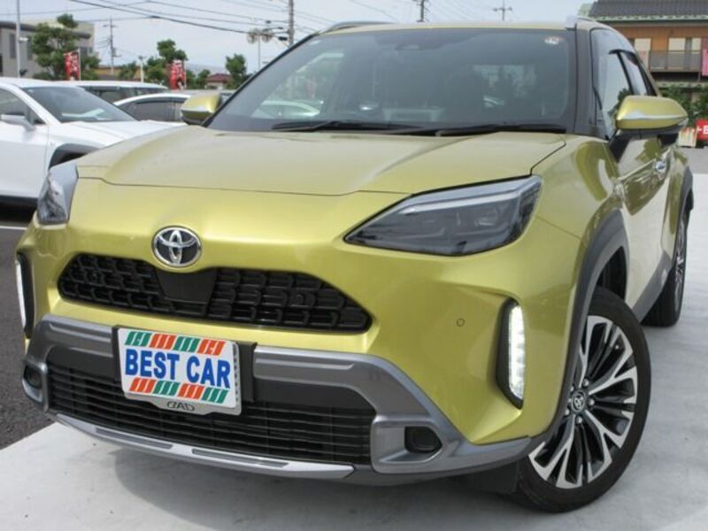 TOYOTA YARIS CROSS
