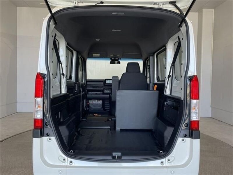 N-VAN