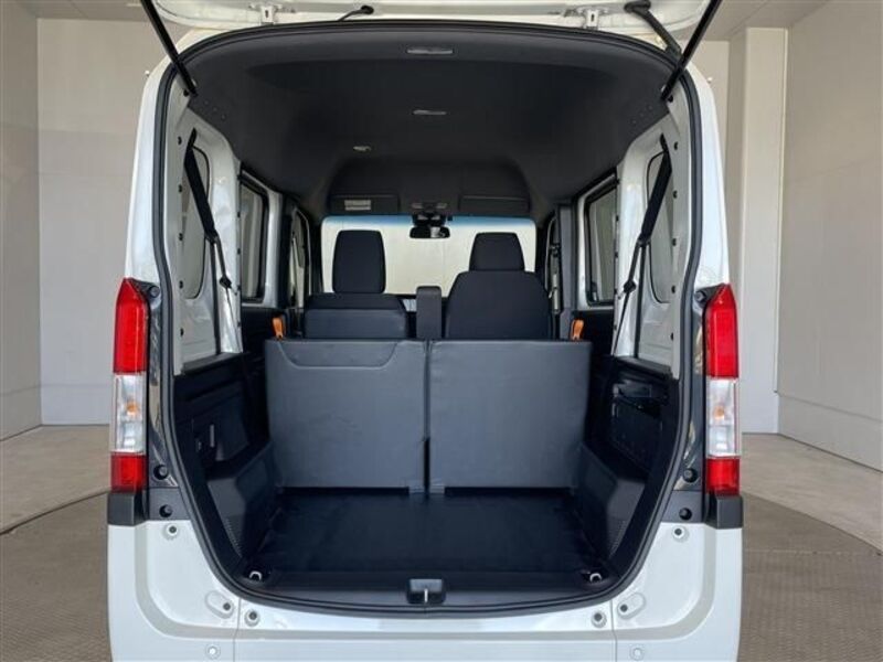 N-VAN