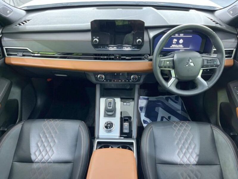 OUTLANDER PHEV