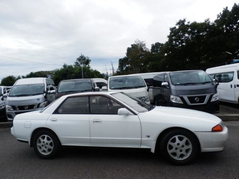 SKYLINE