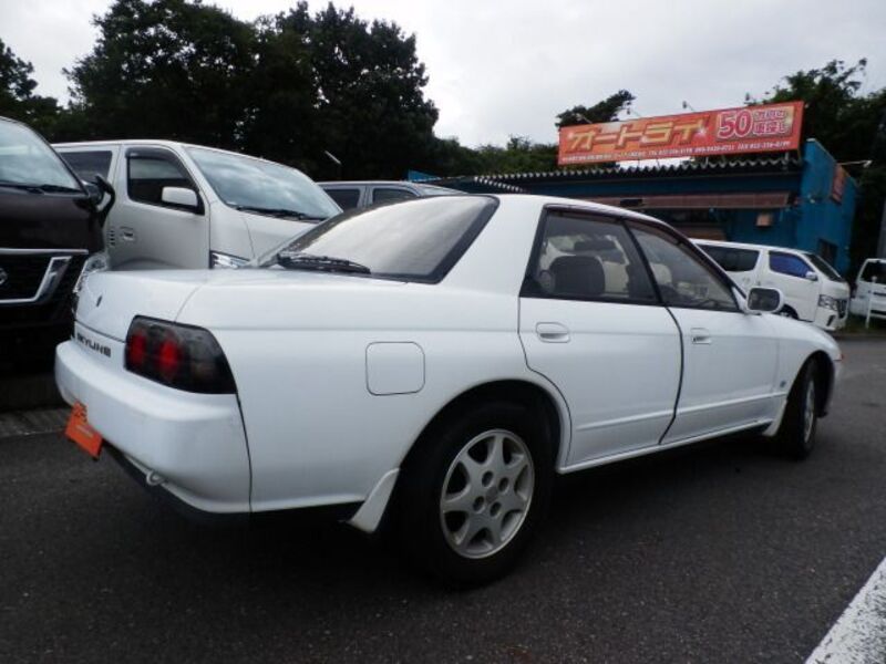 SKYLINE