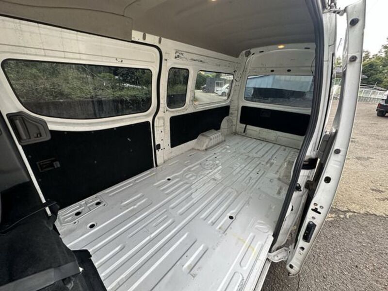 NV350 CARAVAN