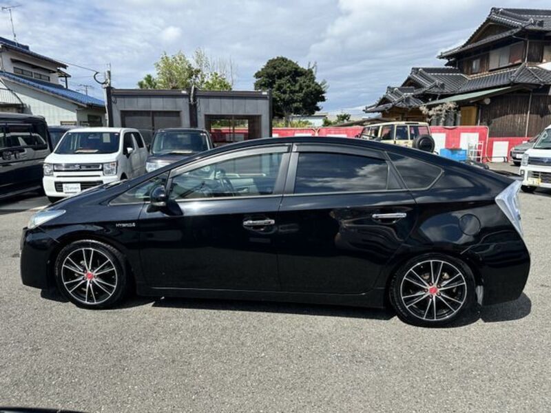 PRIUS