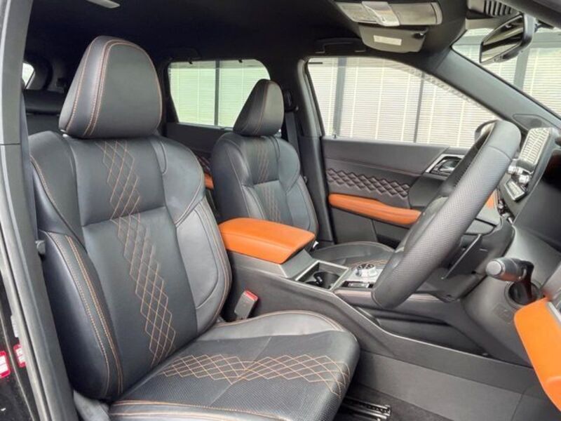 OUTLANDER PHEV