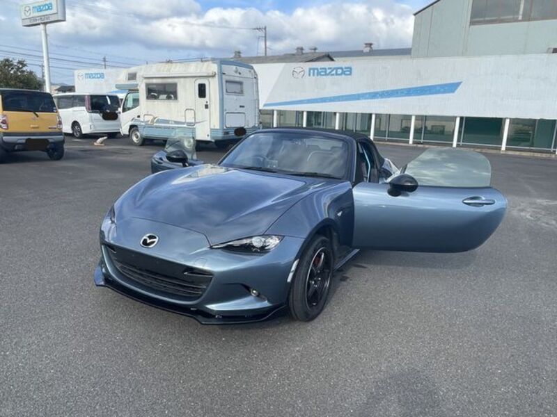 ROADSTER