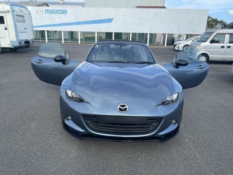 ROADSTER
