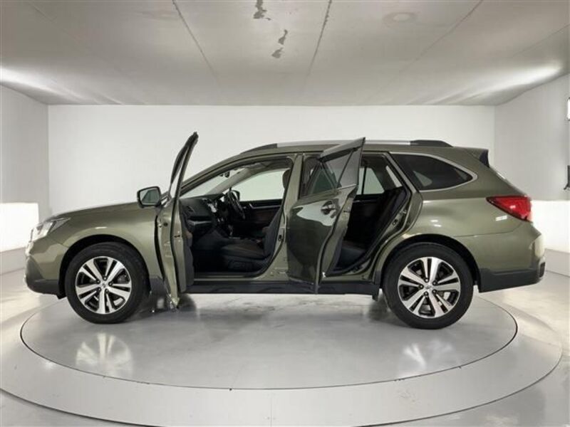 LEGACY OUTBACK