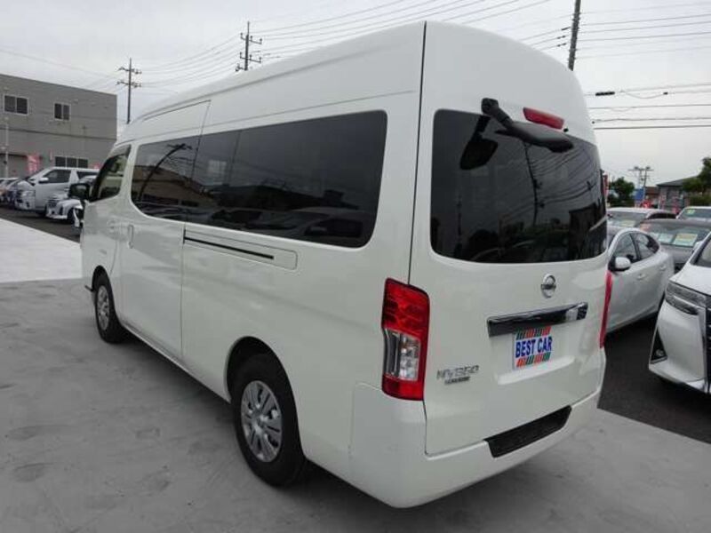 NV350 CARAVAN WAGON