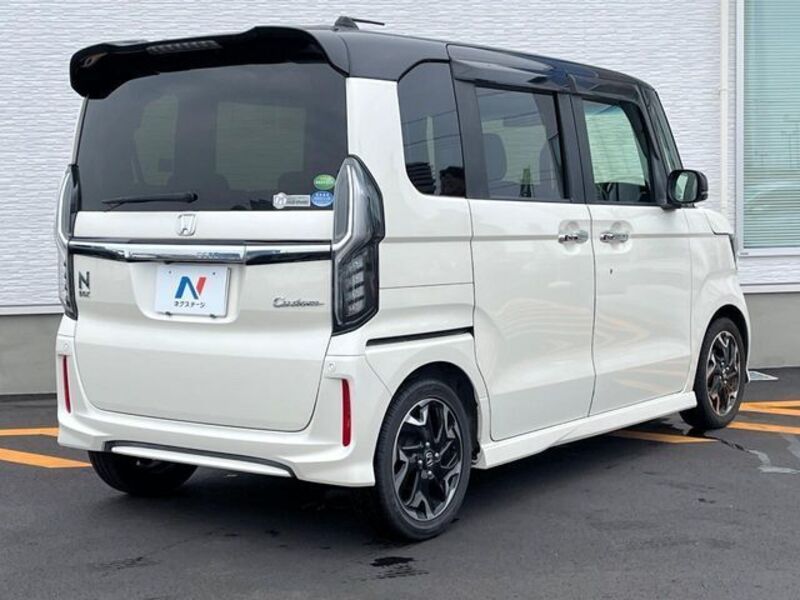 N BOX CUSTOM