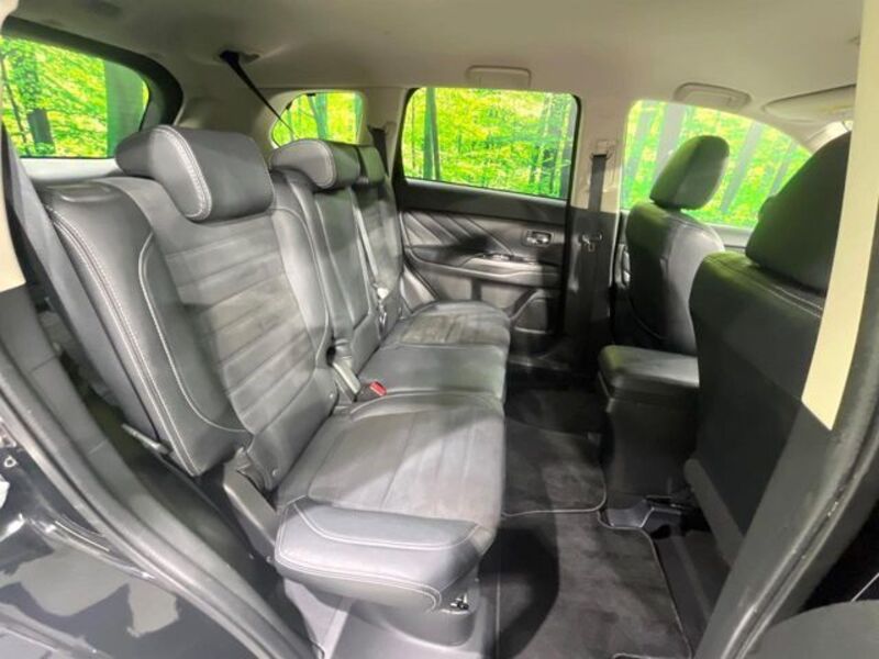 OUTLANDER PHEV