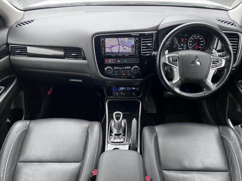 OUTLANDER PHEV
