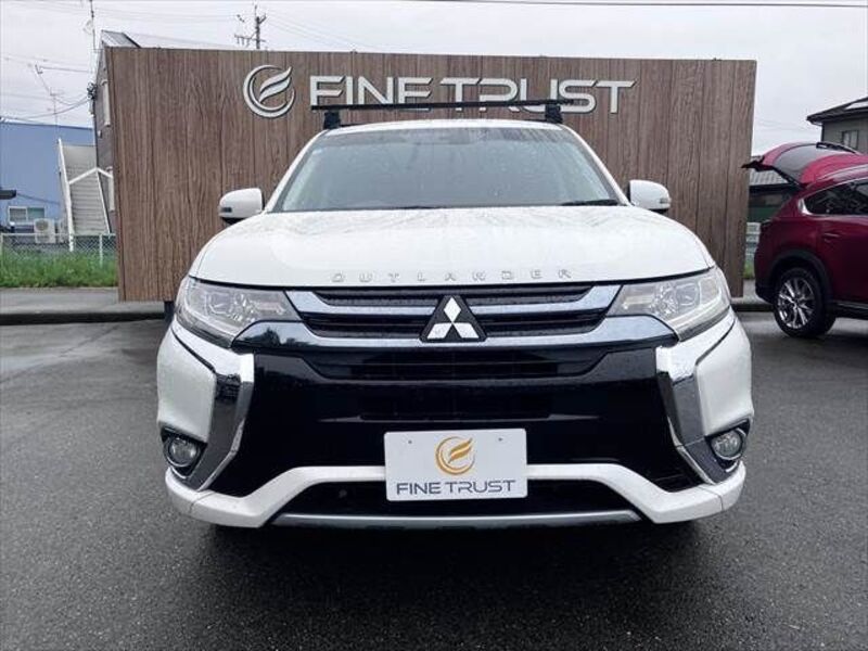 OUTLANDER PHEV