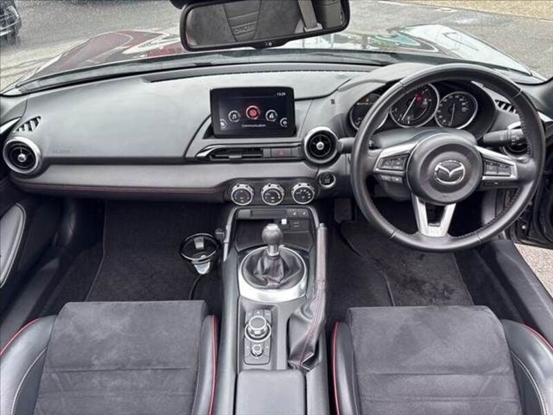 ROADSTER