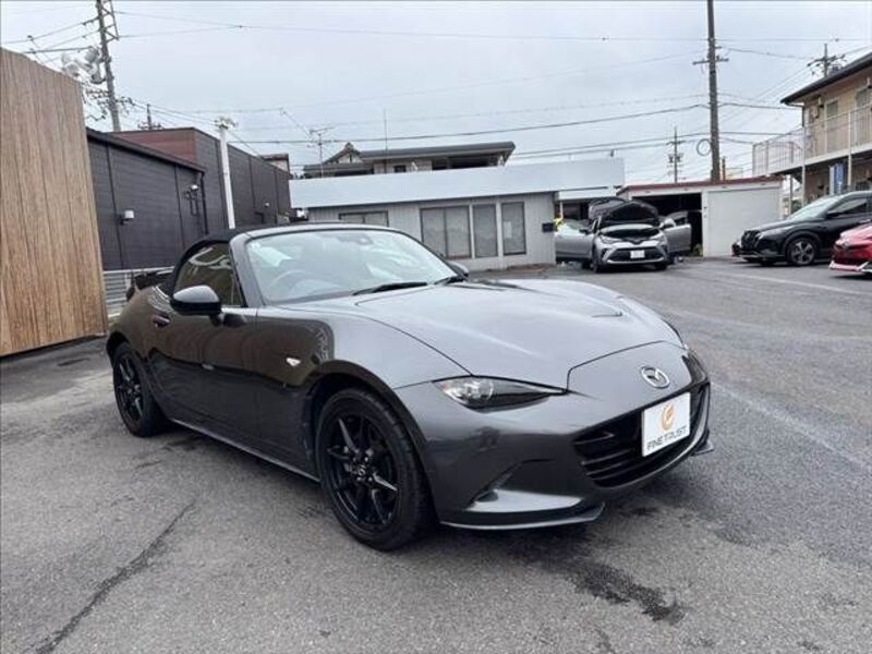 ROADSTER