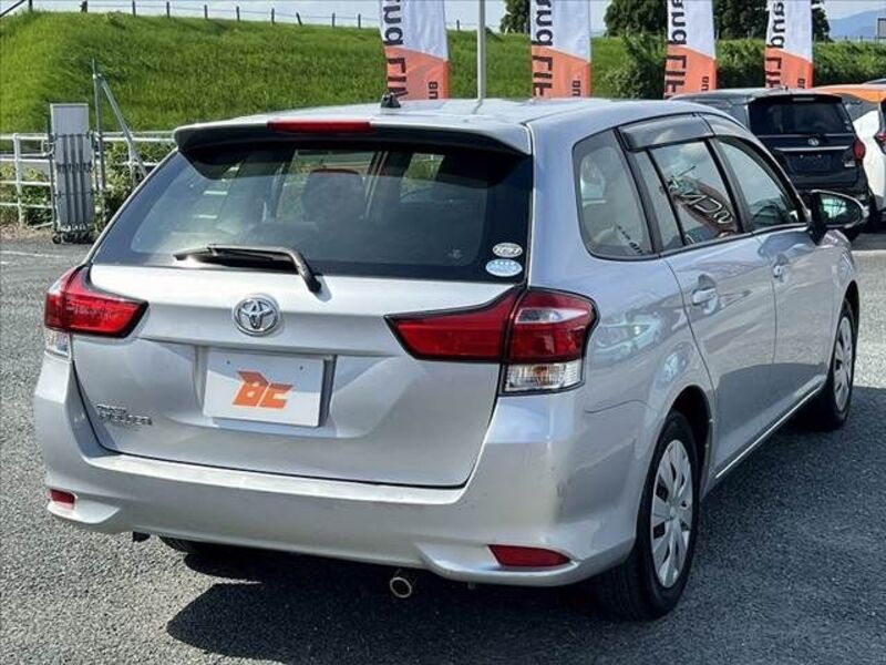 COROLLA FIELDER