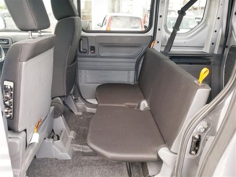 N-VAN